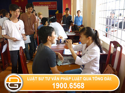 Cong-dan-nu-co-duoc-tham-gia-ghia-vu-quan-su-khong