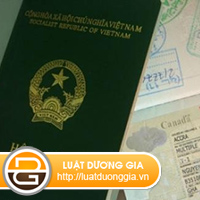 Dang-bi-giu-ho-chieu-cu-co-duoc-phep-lam-lai-ho-chieu-moi