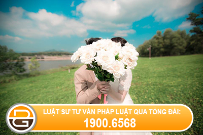 Dang-vien-co-duoc-ket-hon-voi-nguoi-theo-dao-cong-giao