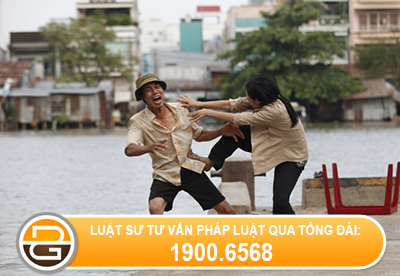 Danh-nguoi-nhap-vien-bi-xu-ly-nhu-the-nao.jpg