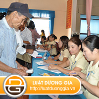 Dong-bao-hiem-tu-nguyen-theo-phuong-thuc-nao