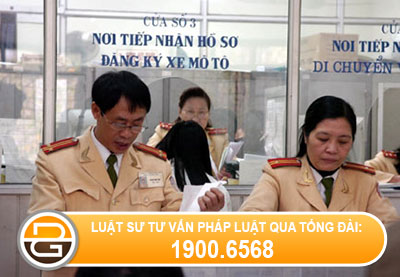 Luat-su-tu-van-ve-nho-nguoi-khac-dung-ten-giay-dang-ky-xe.jpg