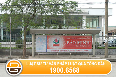Quang-cao-bang-ap-phich-trong-cho-co-can-cap-phep-khong