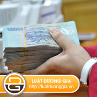 Vuong mac khi vay ho tien cho ban