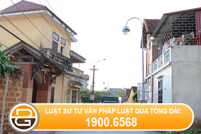 Xu-phat-doi-voi-hanh-vi-lan-chiem-dat-cong