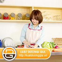 nguoi-giup-viec-gia-dinh-co-duoc-dong-bao-hiem-khong.jpg