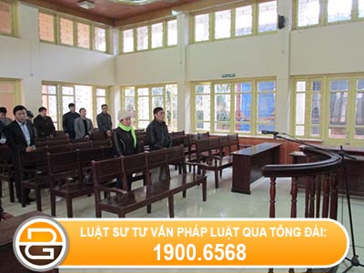 so-lan-duoc-phep-vang-mat-tai-phien-toa-so-tham-cua-bi-don