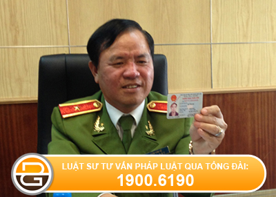Sử dụng chứng minh thư giả