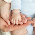 Có tiền án, chưa xoá án tích được nhận con nuôi không?