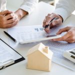 Dịch vụ Luật sư tư vấn và hỗ trợ thủ tục mua bán nhà đất